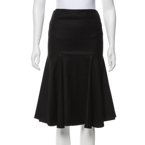 Alexander McQueen Dresses & Skirts - Alexander McQueen Virgin Wool Skirt